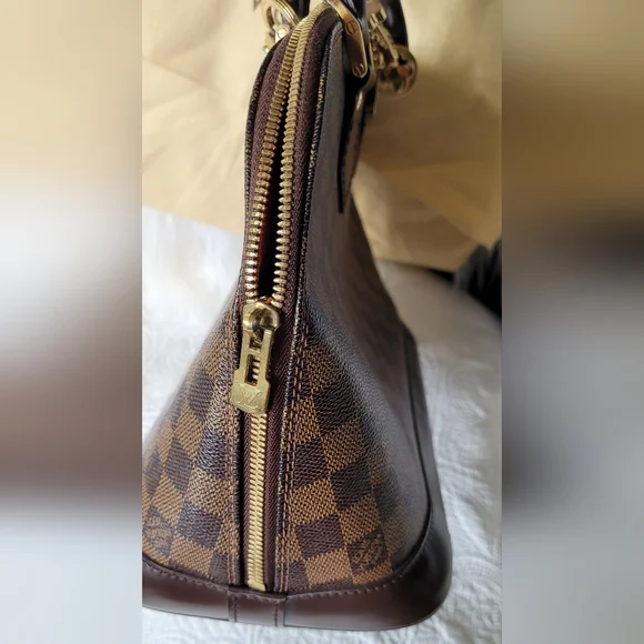 Authentic Alma PM - Picture 3 of 9